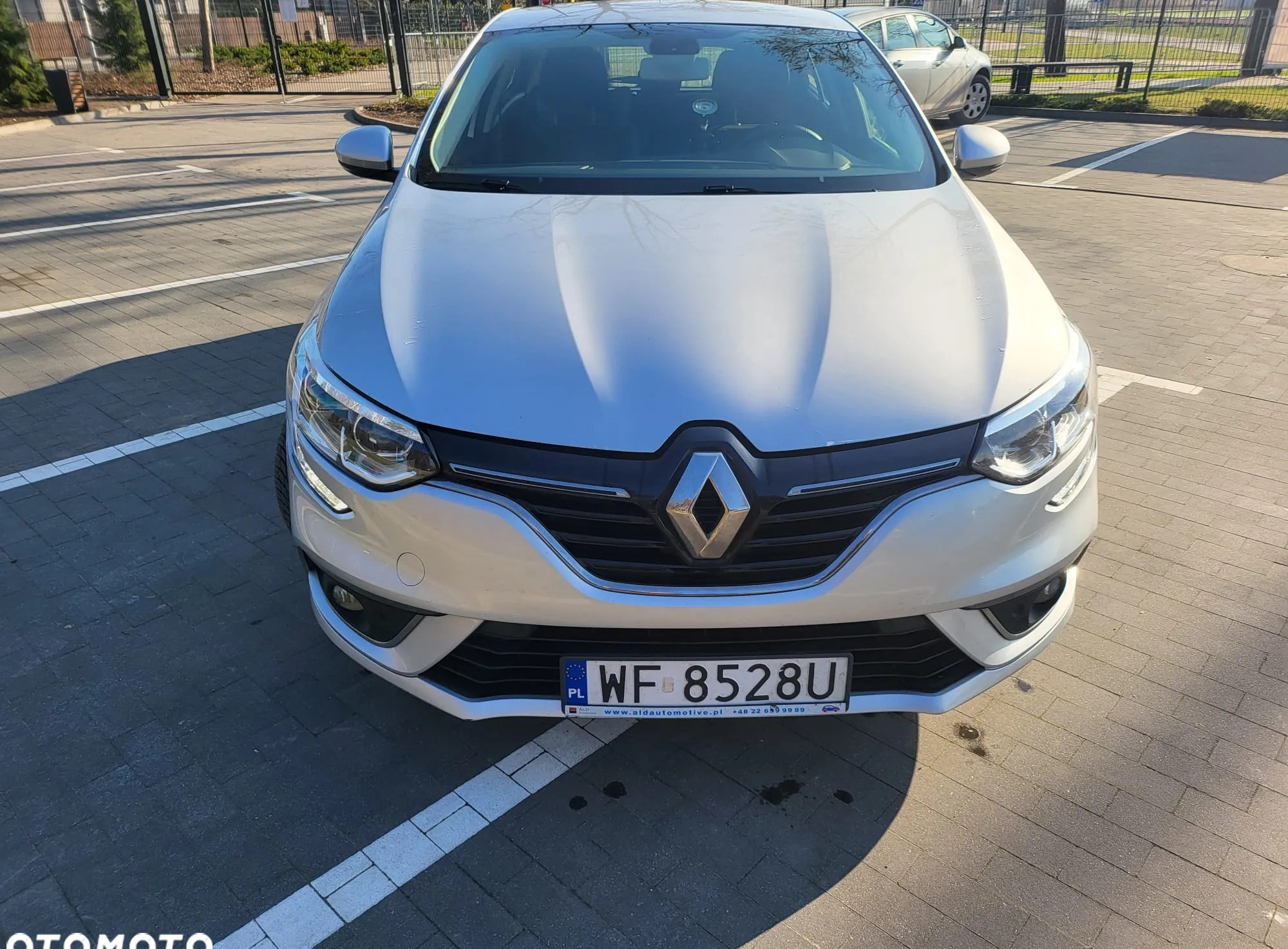 Renault Megane cena 47500 przebieg: 84376, rok produkcji 2020 z Marki małe 596